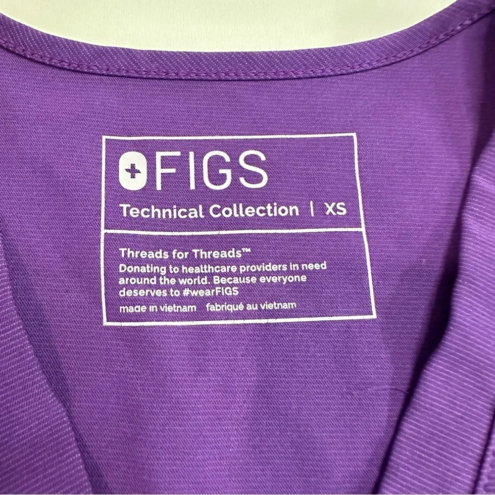 FIGS Purple Women’s Scrub Top Short Sleeve V-Neck XS